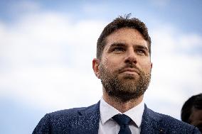 Vincent Jeanbrun visits sensitive HLM neighborhoods - Around Melun AJ