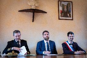 Vincent Jeanbrun visits sensitive HLM neighborhoods - Around Melun AJ