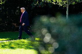 DC: President Trump Departs White House for Florida