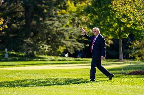 DC: President Trump Departs White House for Florida