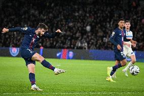 Ligue 1 PSG vs RC Strasbourg Alsace - FA