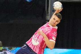 French Champ - Cesson Rennes v Usam Nîmes Gard