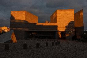 Illustration - US Government Shutdown - Day 18 - DC