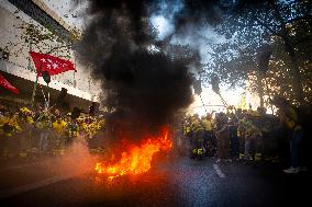Demonstration of Forest Firefighters - Madrid