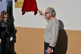 17th Lumiere Film Festival Michael Mann Unveils His Plaque On Film Makers Wall