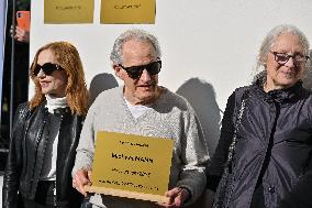 17th Lumiere Film Festival Michael Mann Unveils His Plaque On Film Makers Wall