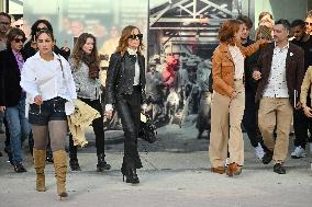 17th Lumiere Film Festival Sortie D Usines Lumiere Reenactment