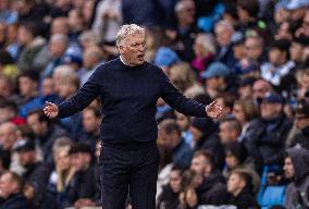 Premier League - Manchester City v Everton