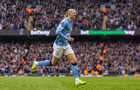 Premier League - Manchester City v Everton