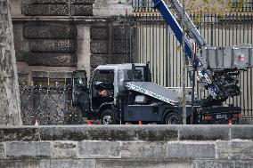 Robbery at the Louvre Museum - Paris