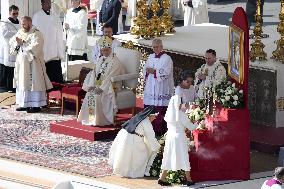 Pope Leo XIV Leads Mass For The Canonization Of 7 New Saints - Vatican