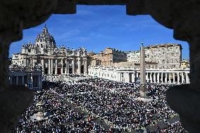 Pope Leo XIV Leads Mass For The Canonization Of 7 New Saints - Vatican