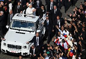 Pope Leo XIV Leads Mass For The Canonization Of 7 New Saints - Vatican