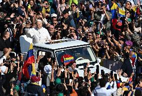 Pope Leo XIV Leads Mass For The Canonization Of 7 New Saints - Vatican