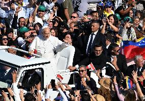 Pope Leo XIV Leads Mass For The Canonization Of 7 New Saints - Vatican