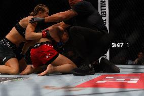 UFC Fight Night 262 - Allen v De Ridder