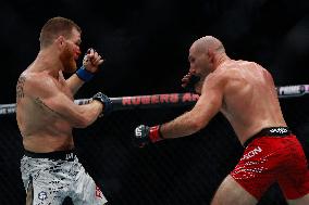 UFC Fight Night 262 - Allen v De Ridder