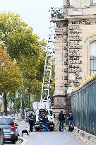 Robbery at the Louvre Museum - Paris