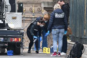 Conviction Pieces of the Robbery at the Louvre Museum - Paris