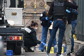 Conviction Pieces of the Robbery at the Louvre Museum - Paris