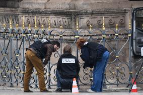 Conviction Pieces of the Robbery at the Louvre Museum - Paris