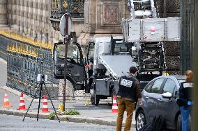Conviction Pieces of the Robbery at the Louvre Museum - Paris