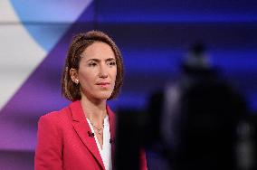 Valerie Hayer On Dimanche En Politique - Paris