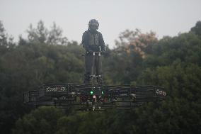 Manned Near-earth Vehicle