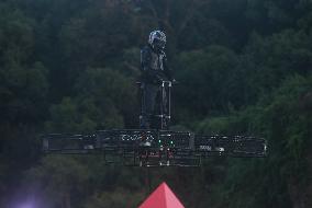 Manned Near-earth Vehicle