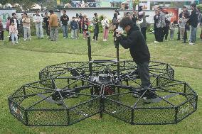 Manned Near-earth Vehicle