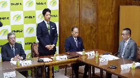 LDP, Ishin to sign coalition deal