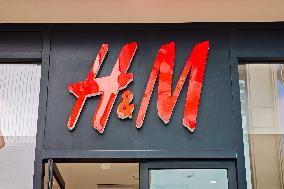 H&M Flagship Store
