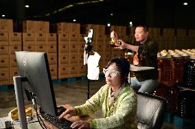 China Online Anchor Industry