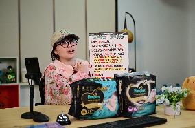 China Online Anchor Industry