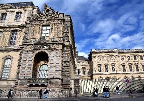 Day after Robbery of the closed Louvre Museum - Paris