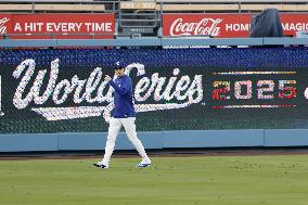 Baseball: Dodgers pitcher Sasaki ahead of World Series