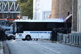 Awaiting Sarkozy s Arrival at La Sante Prison - Paris