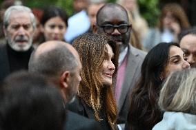 Sarkozy's Residence Before Incarceration - Paris