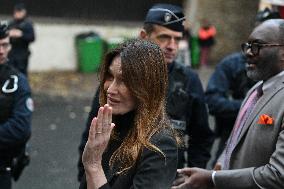 Sarkozy's Residence Before Incarceration - Paris