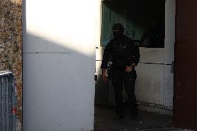 Illustration - La Sante Prison Exterior - Paris