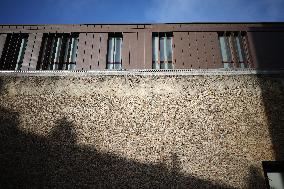 Illustration - La Sante Prison Exterior - Paris