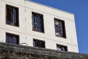 Illustration - La Sante Prison Exterior - Paris