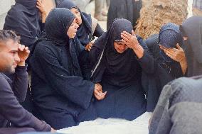 Israeli Strikes Despite Ceasefire - Khan Yunis