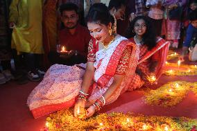 Hindu Festival of Lights - Bangladesh