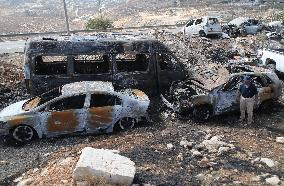 Israeli Settlers Set Fire to Vehicles Belonging to Palestinians - Bethlehem