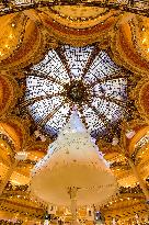 Illustration - Noel in Paris