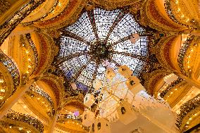 Illustration - Noel in Paris