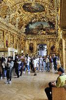 Robbery at the Louvre Museum - French Crown Jewels - Paris