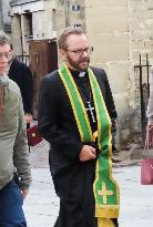 Father Joe Set - Paris