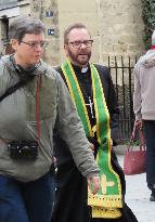 Father Joe Set - Paris